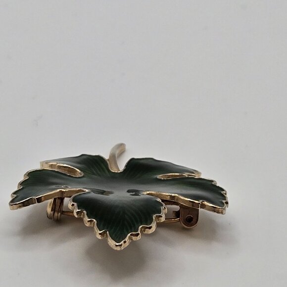VTG Brooch GoldTone Maple Leaf Green Enamel Fairy Cottage Core Boho Canadian Pin - Picture 8 of 14